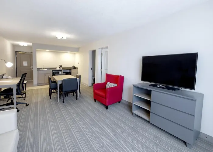 Country & By Radisson, Tinley Park, Il