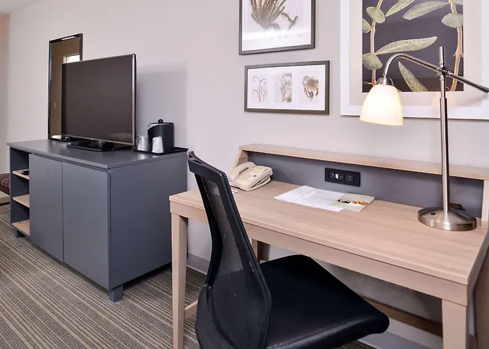 Hotel Country & By Radisson, Tinley Park, Il Tinley Park
