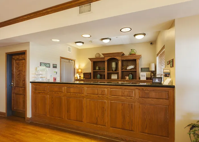 Hotel Country & By Radisson, Tinley Park, Il