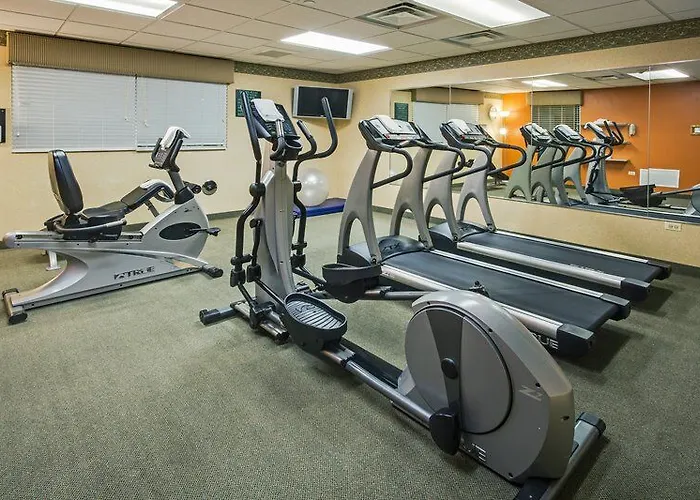 Hotel Country & By Radisson, Tinley Park, Il 3*